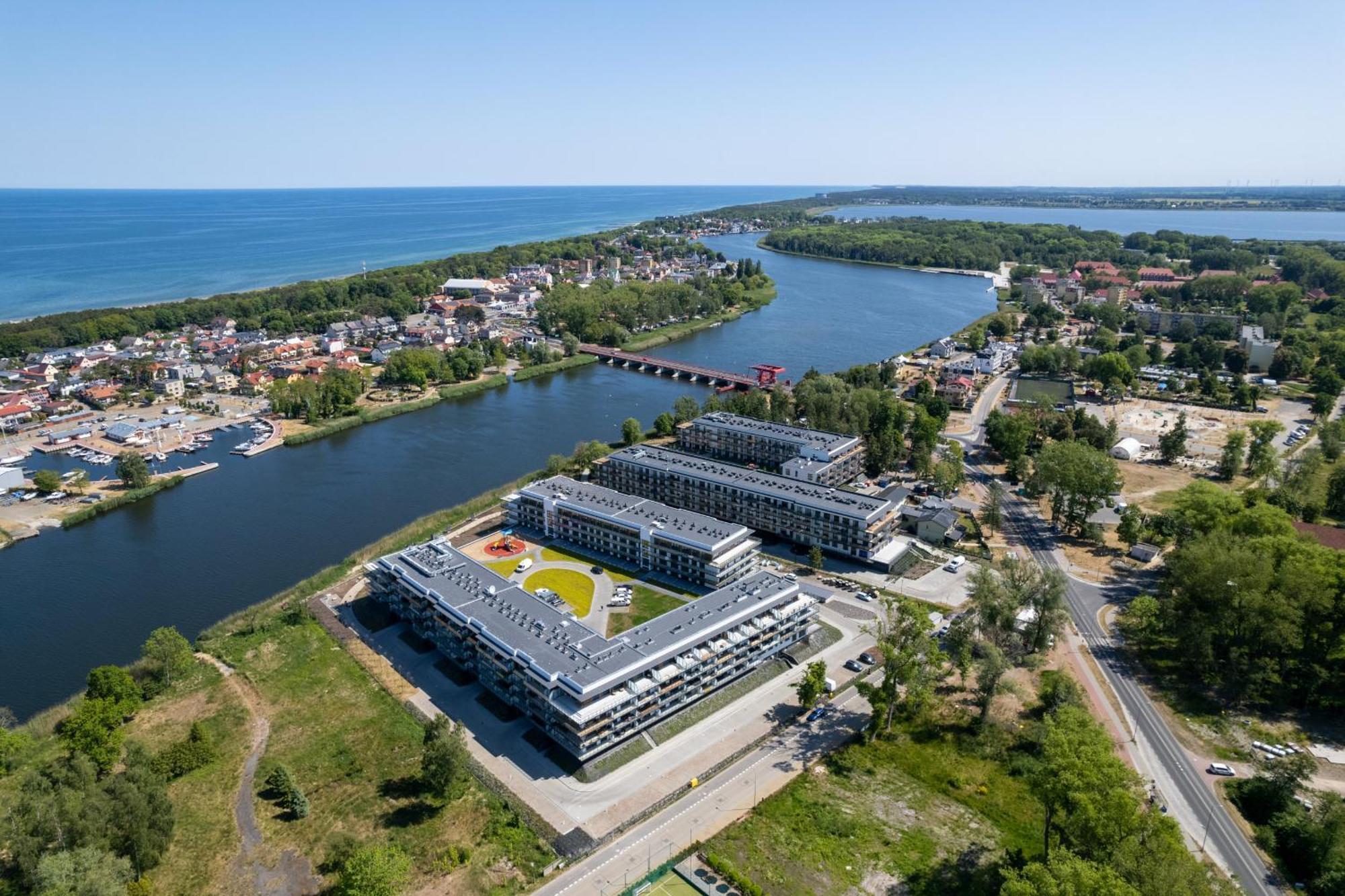 Dziwnow Luxurious Apartment No1 By The River By Renters Prestige Экстерьер фото