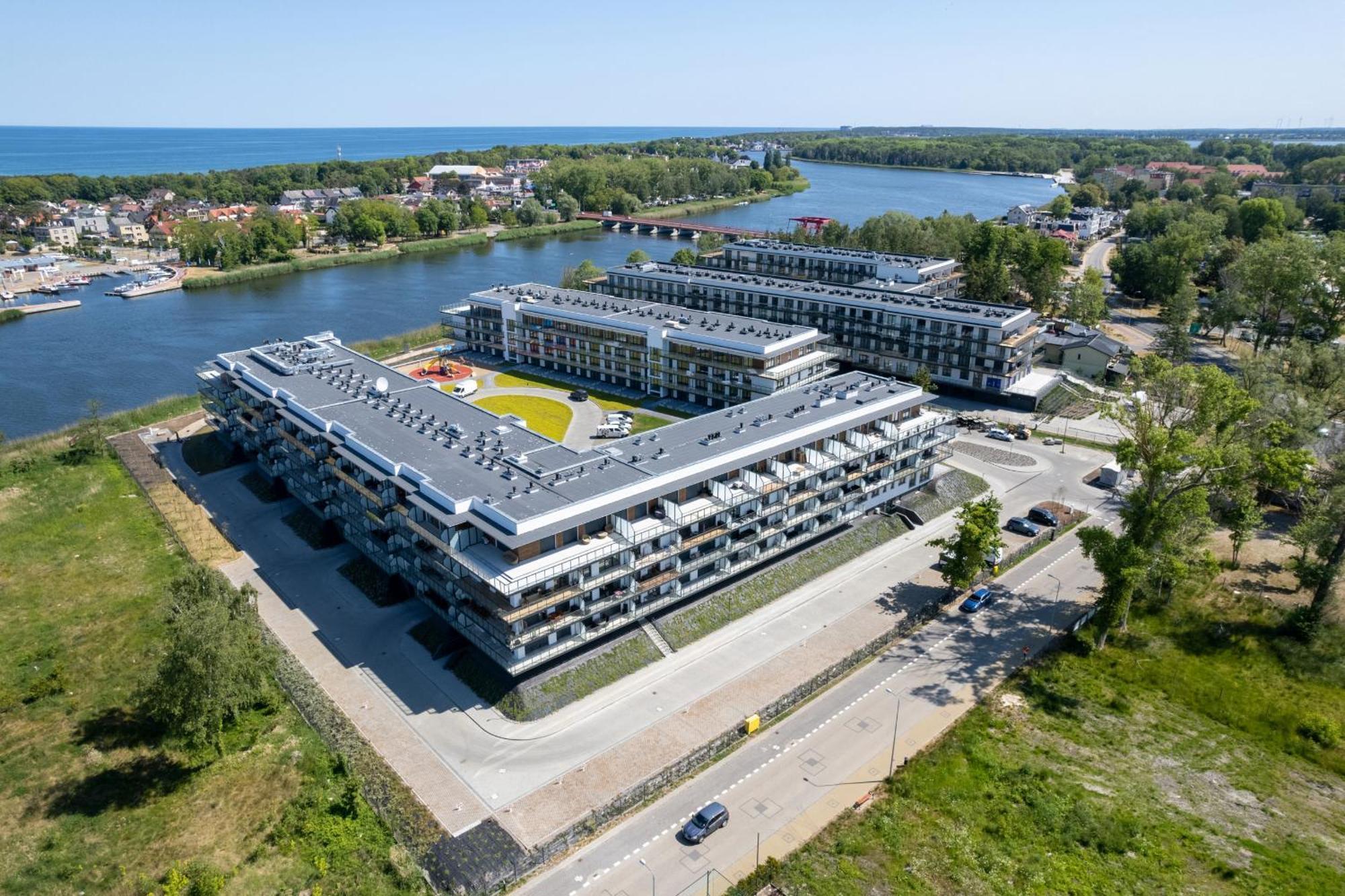 Dziwnow Luxurious Apartment No1 By The River By Renters Prestige Экстерьер фото