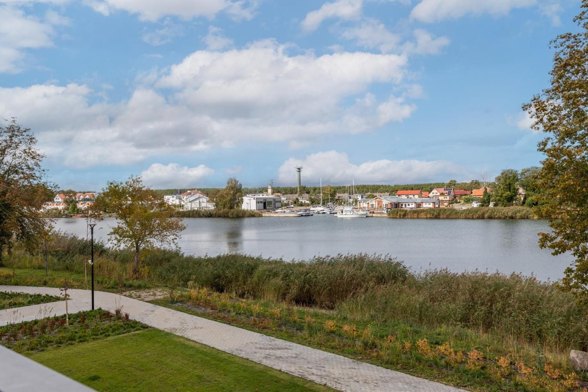 Dziwnow Luxurious Apartment No1 By The River By Renters Prestige Экстерьер фото